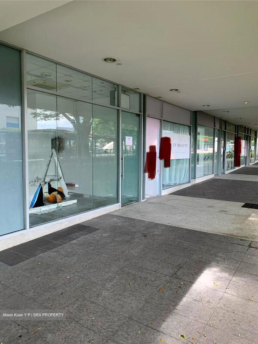 Southbank (D7), Retail #505989601